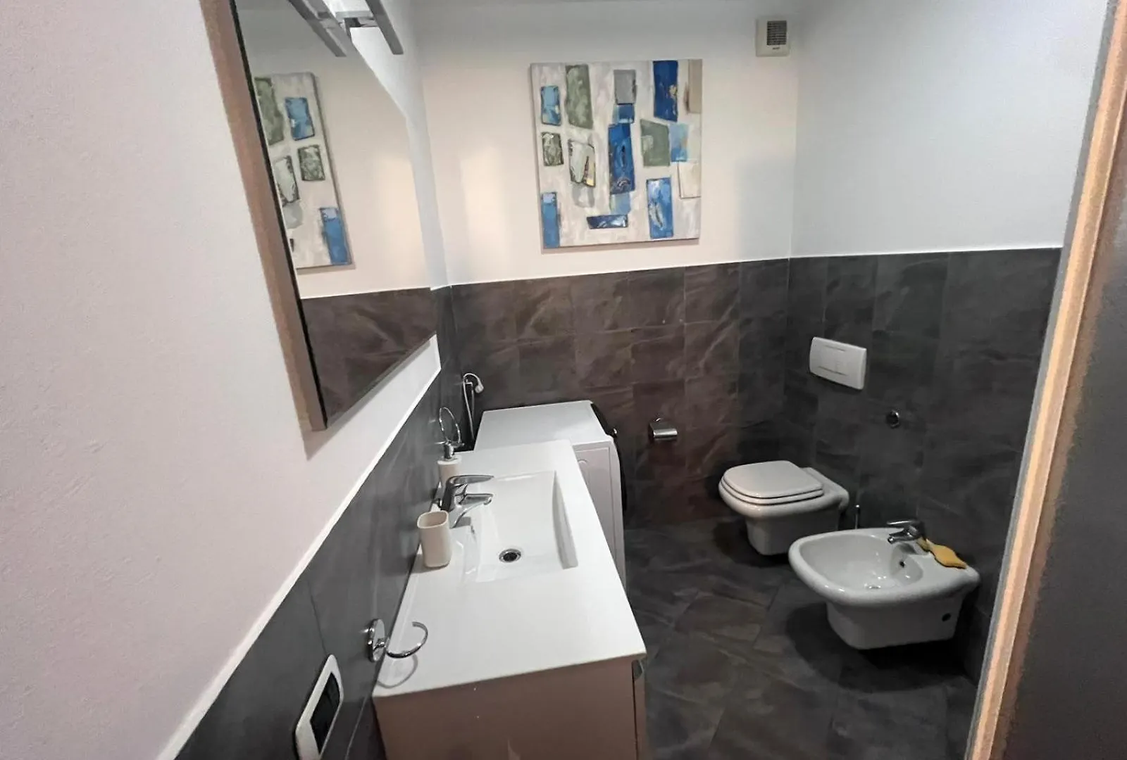 Lecco Holiday Apartment