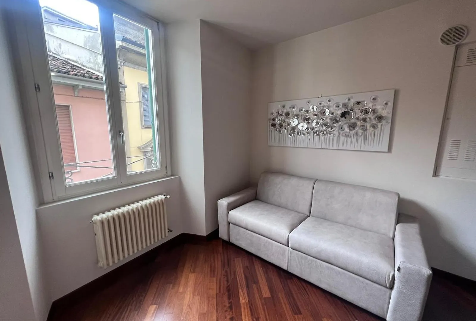 Lecco Holiday Apartment